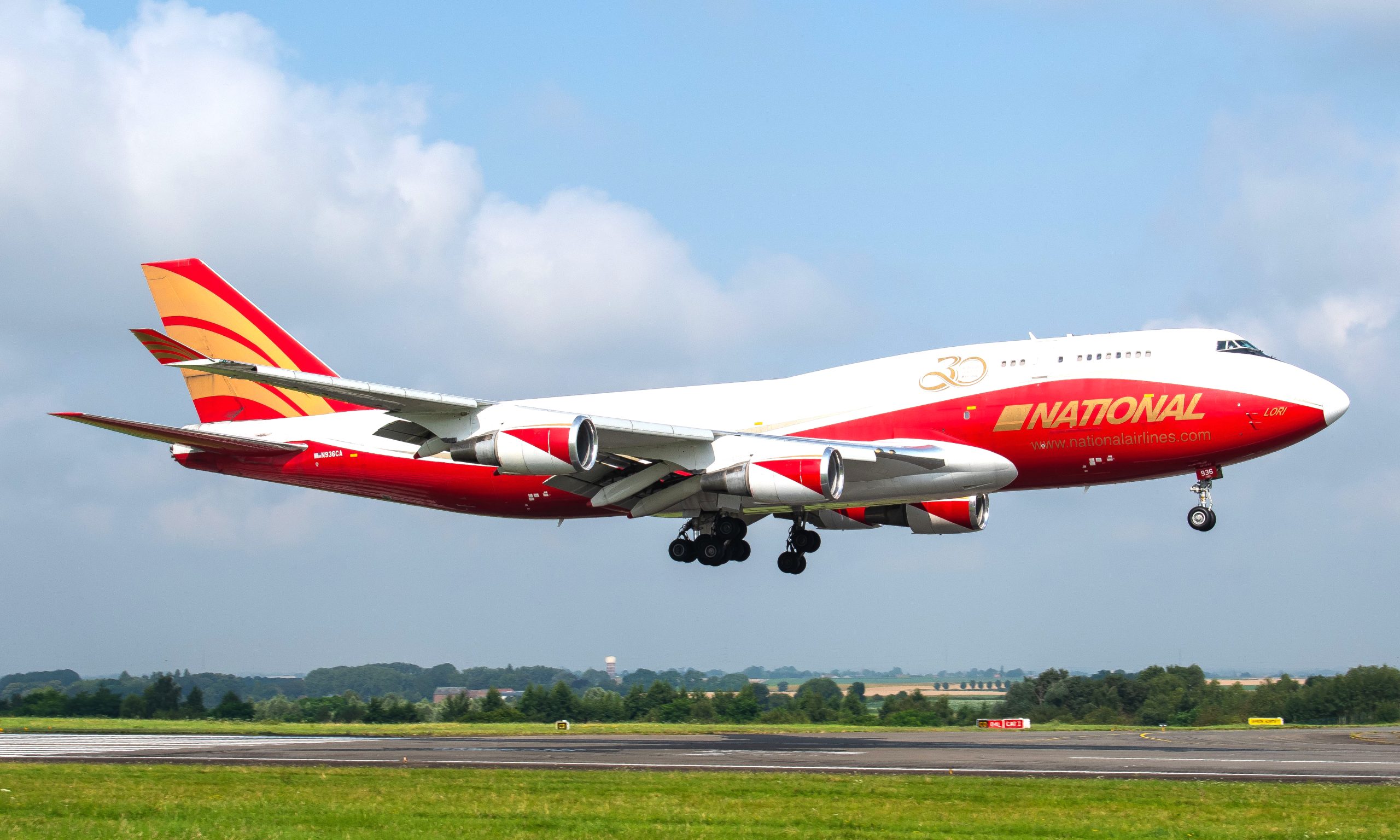 red plane flying